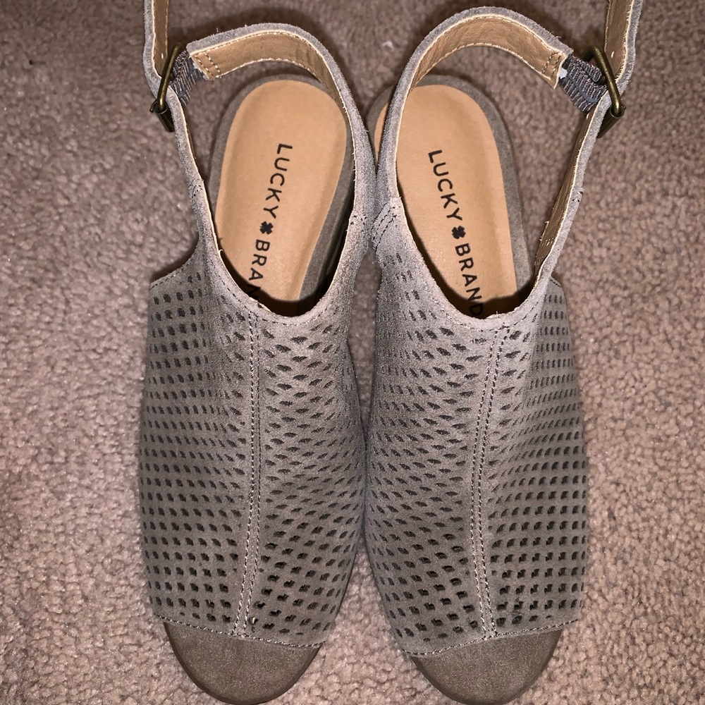Lucky Brand Peep- toe sandal